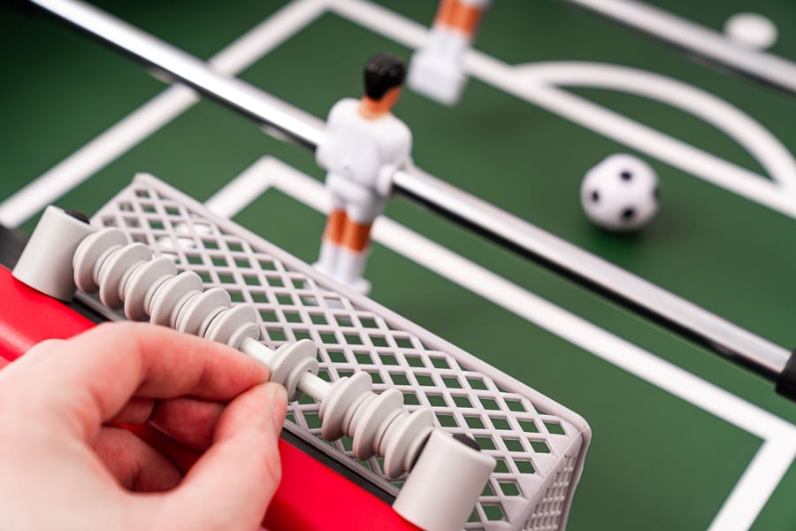 Tischkicker CORNER- schwarz-rot