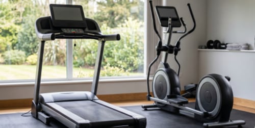 Loopband of hometrainer kopen? Alles wat je moet weten voor je thuistraining