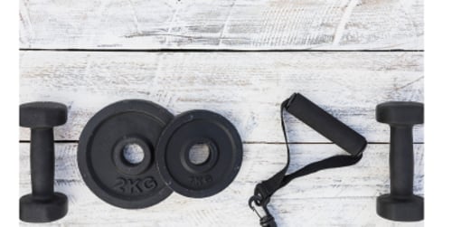 Oefeningen met gewichten voor beginners - dé handleiding voor thuis trainen