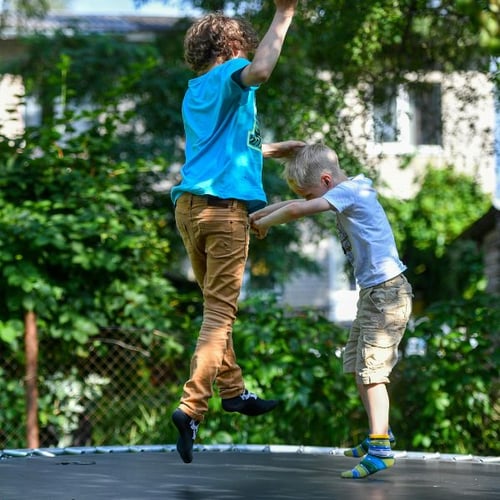 Gezondheidsvoordelen van trampoline springen