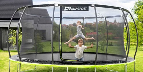 Trampoline ingraven hoe diep – ontdek de juiste diepte voor je tuin