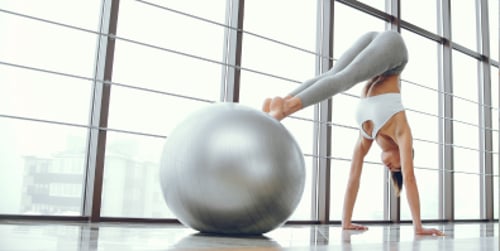 Gymbal oefeningen. Hoe effectief gymbal oefeningen te doen?