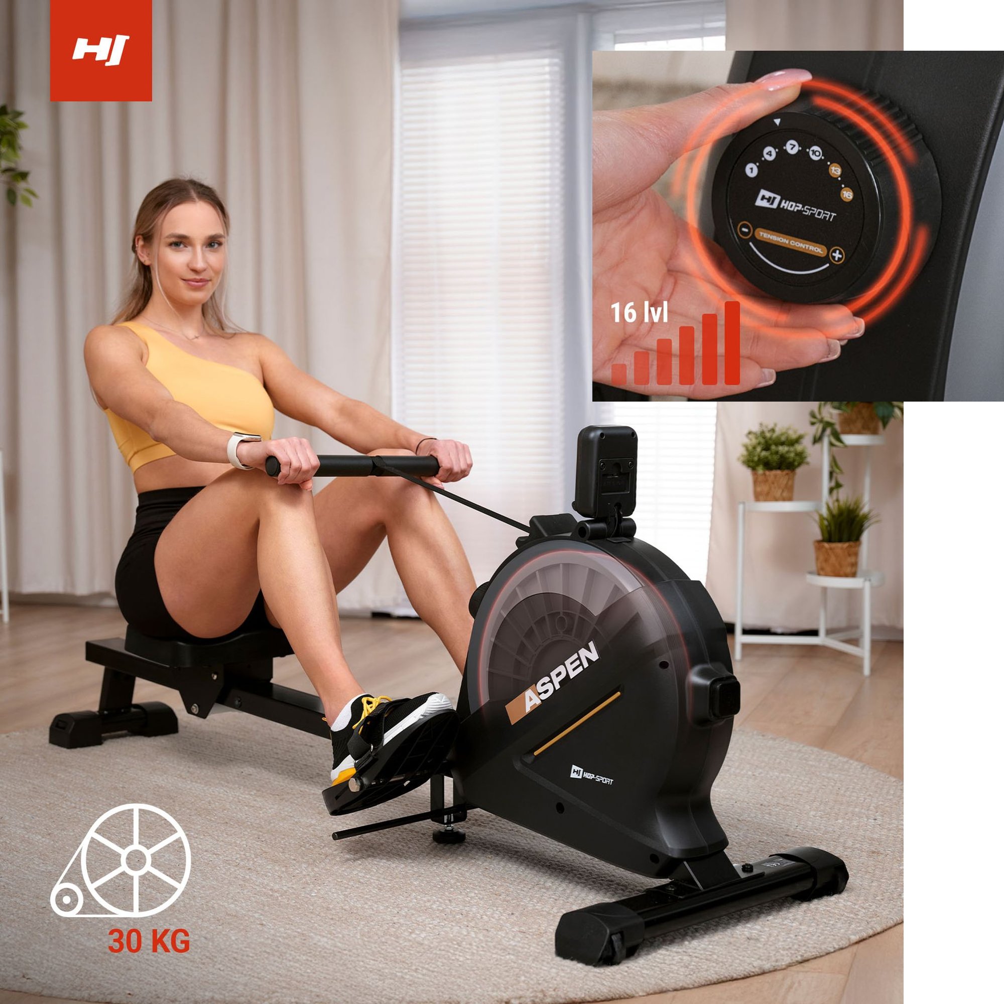 Vrouw traint op Aspen roeimachine met 16-niveaus weerstand.